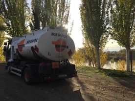 Carburantes Navas vehículo de transporte